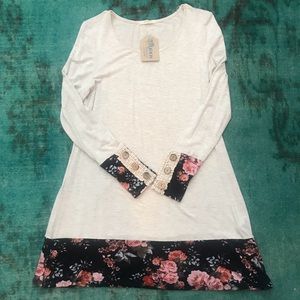 Podos boutique long sleeve floral dress / tunic